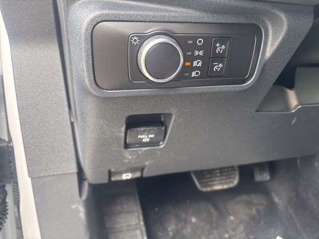 2026 Oxford White Ford Bronco Base 4X4 SUV