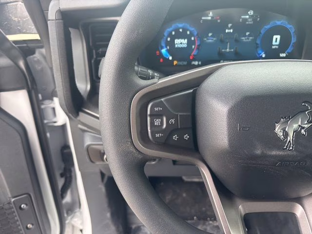 2026 Oxford White Ford Bronco Base 4X4 SUV