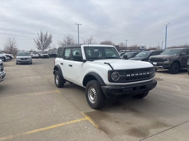 2026 Oxford White Ford Bronco Base 4X4 SUV