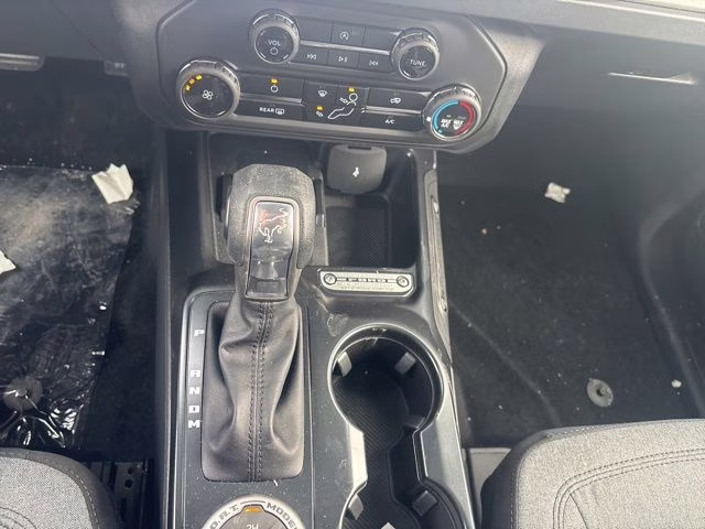 2026 Oxford White Ford Bronco Base 4X4 SUV