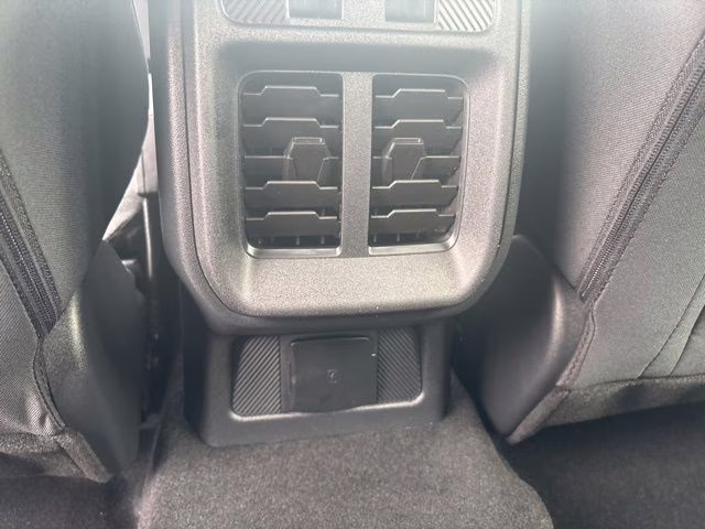 2026 Oxford White Ford Bronco Base 4X4 SUV