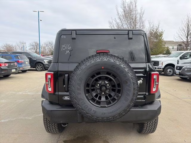 2026 Shadow Black Ford Bronco Outer Banks 4X4 SUV