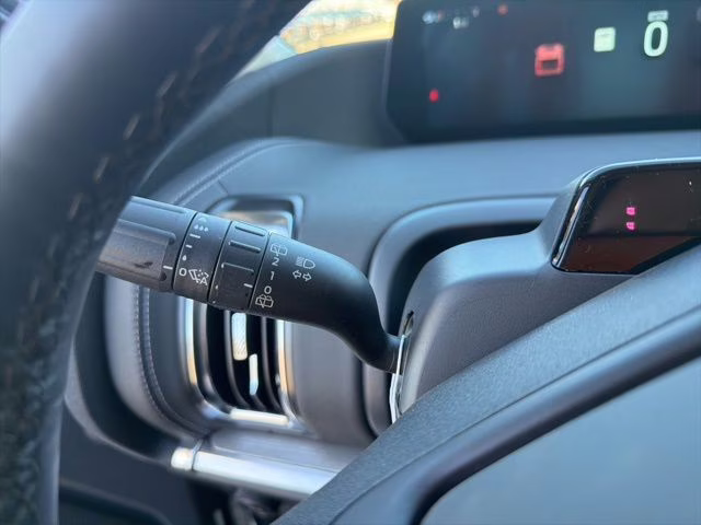 2026 Star White Metallic Tri-Coat Ford Expedition Platinum 4X4 SUV