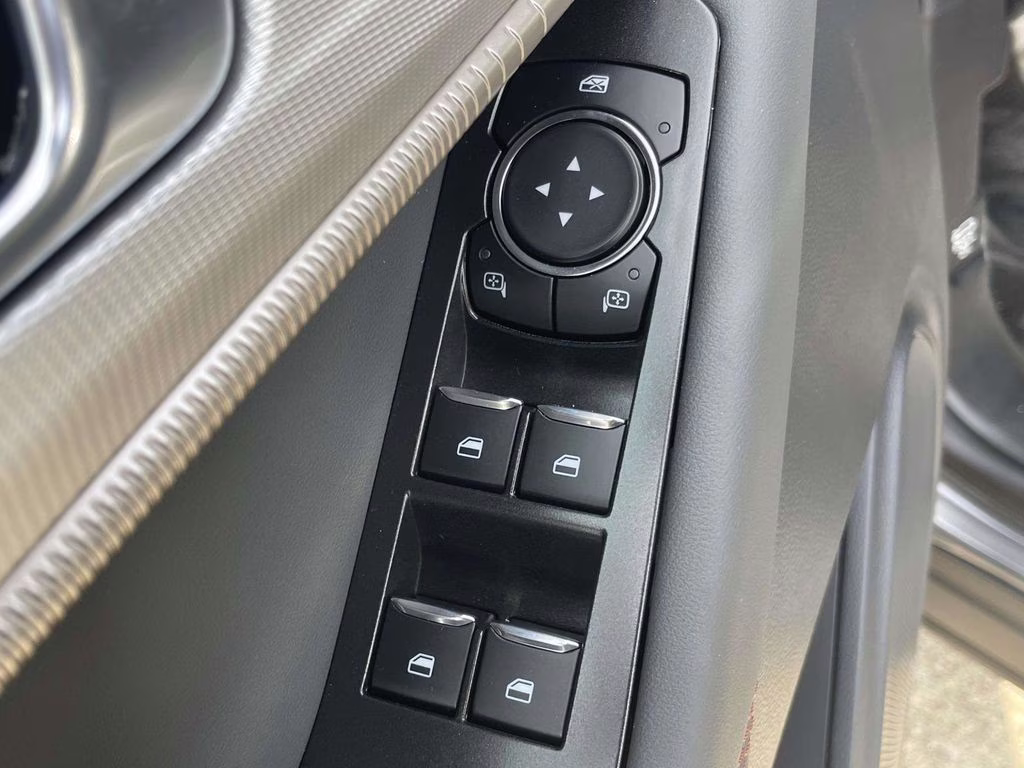 2026 Black Metallic Ford Explorer Active RWD SUV