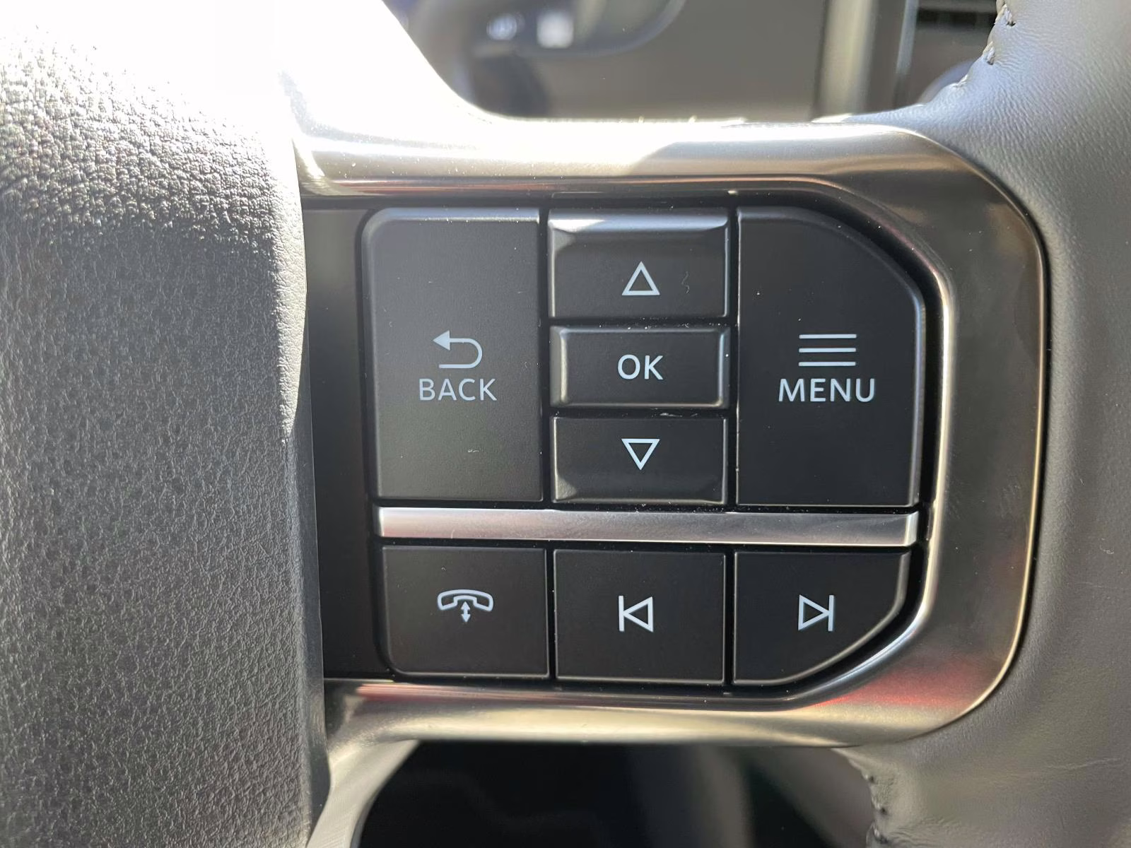 2026 Star White Metallic Tri-Coat Ford Super Duty F-350 DRW Platinum 4X4 Truck