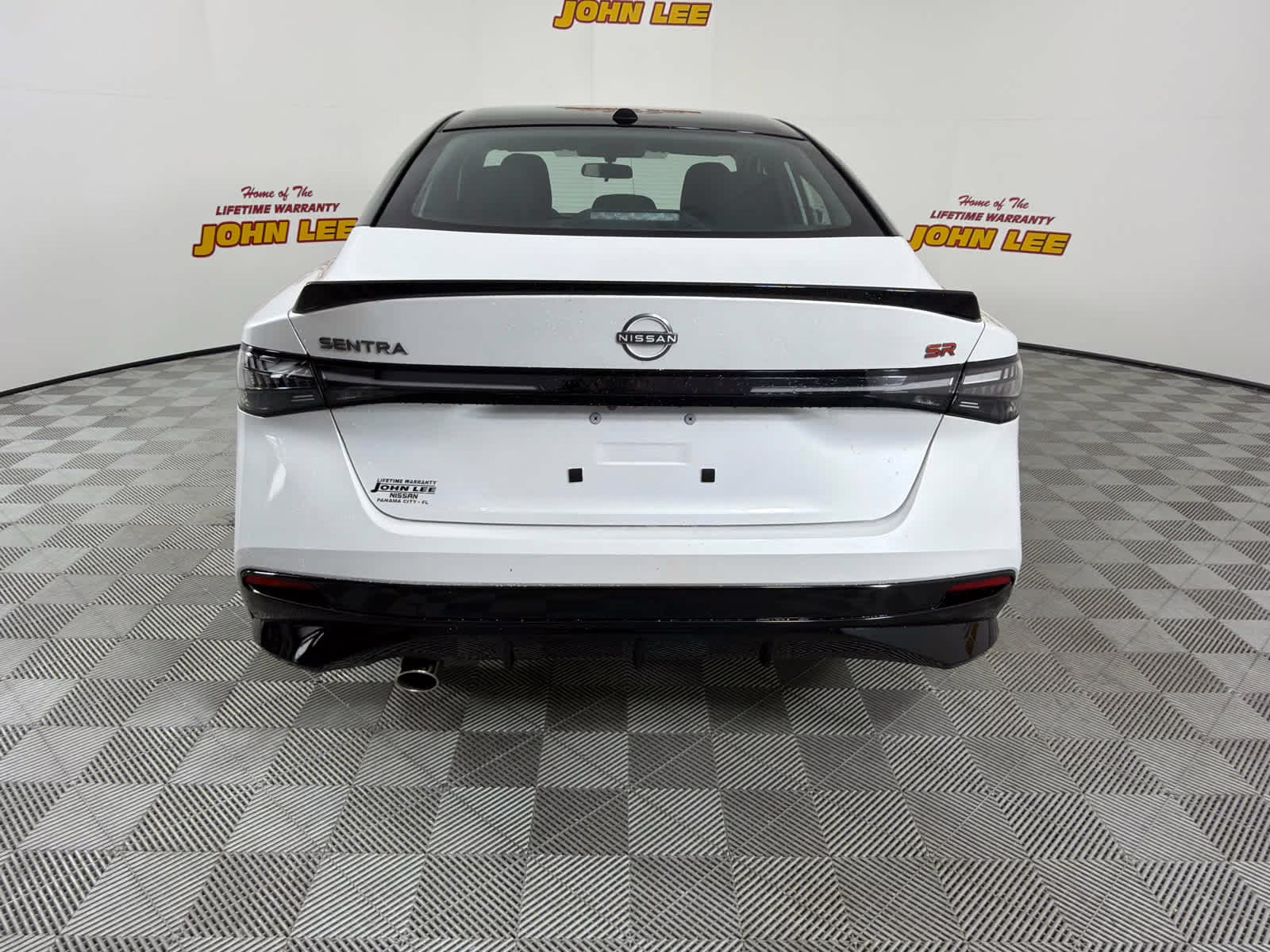 2026 Aspen White Tricoat/Super Black Nissan Sentra SR FWD Sedan