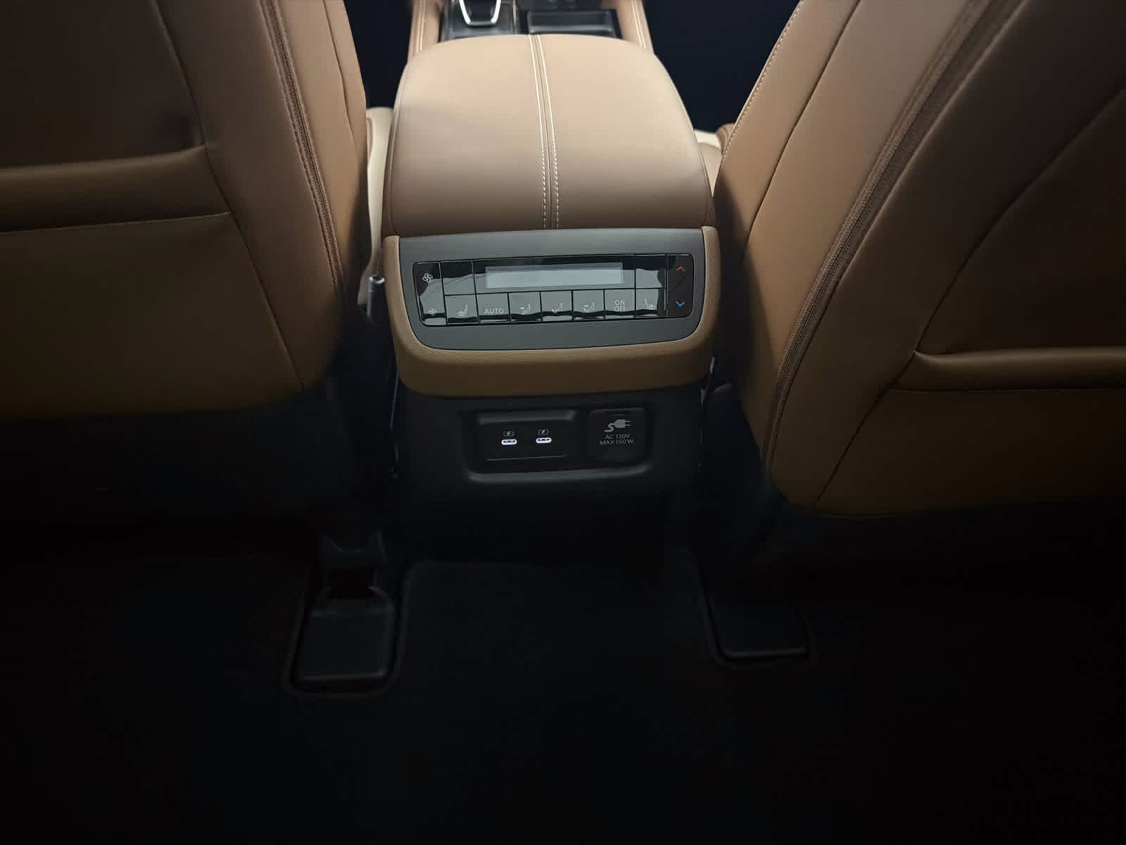 2026 Everest White Pearl Tricoat Nissan Pathfinder Platinum FWD SUV