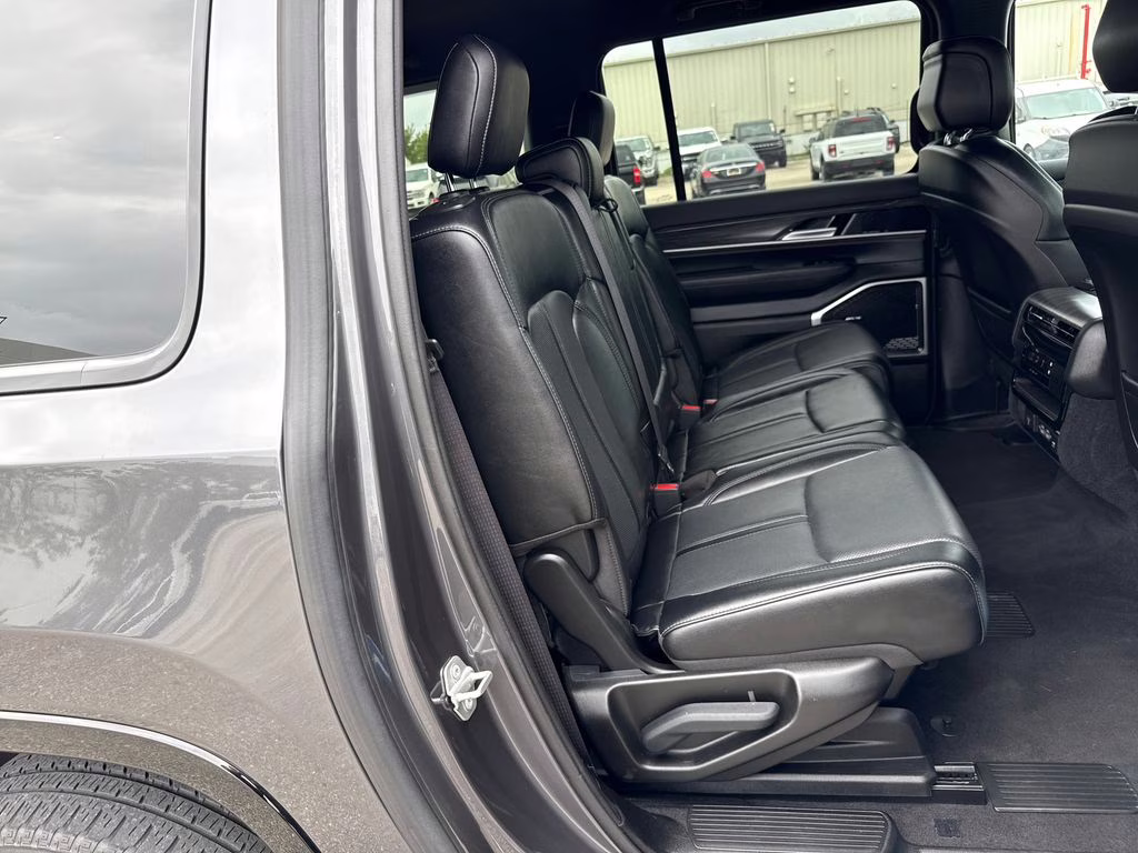 2024 Baltic Gray Metallic Clearcoat Jeep Wagoneer L Series II RWD SUV