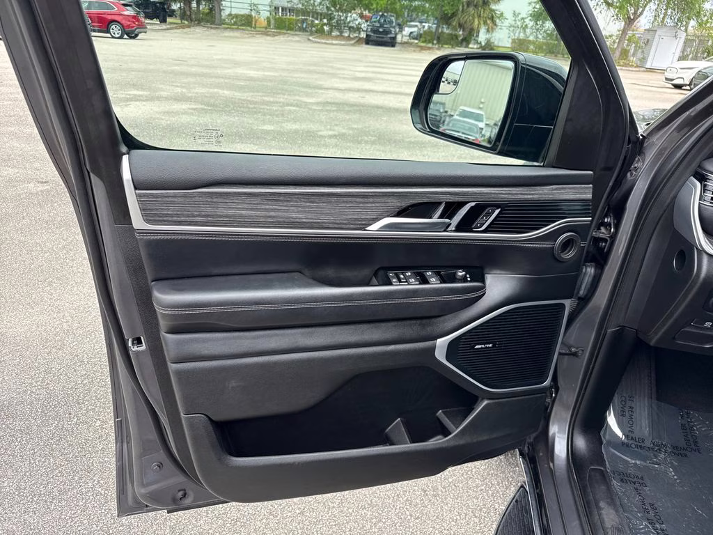 2024 Baltic Gray Metallic Clearcoat Jeep Wagoneer L Series II RWD SUV