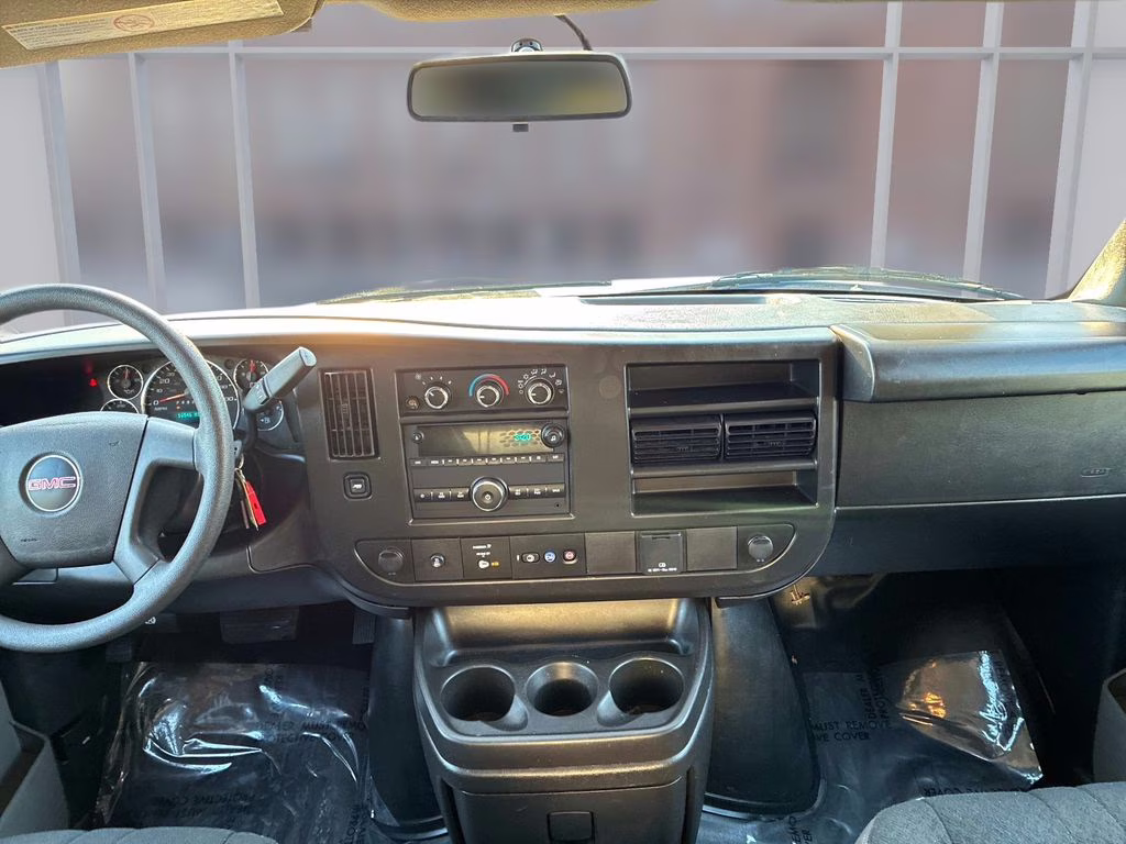 2024 Summit White GMC Savana 2500 Work Van RWD Van