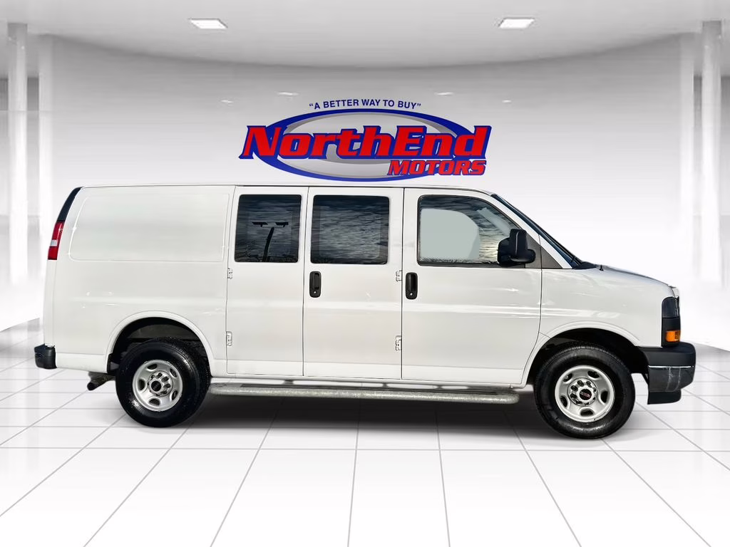 2024 Summit White GMC Savana 2500 Work Van RWD Van