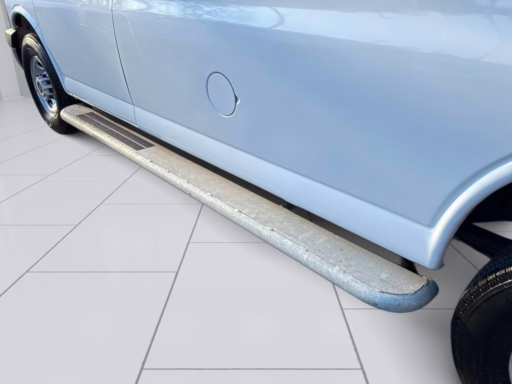 2024 Summit White GMC Savana 2500 Work Van RWD Van