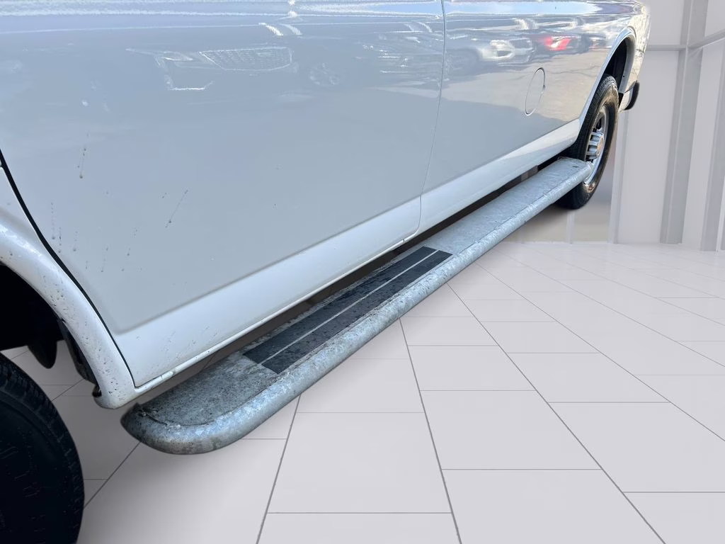 2024 Summit White GMC Savana 2500 Work Van RWD Van