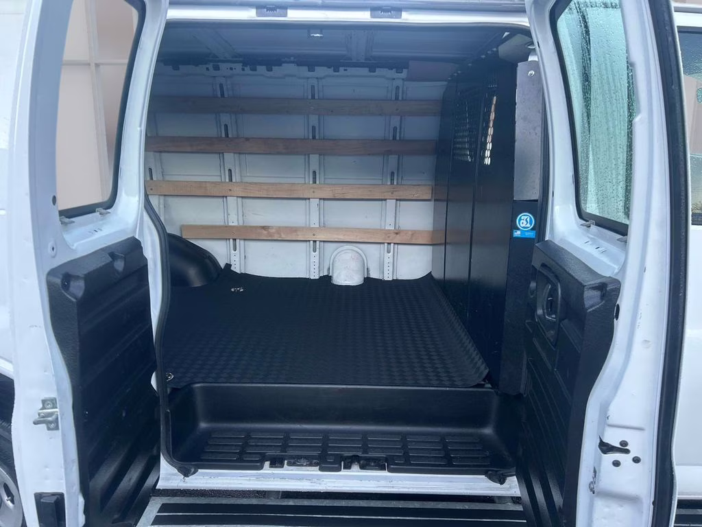 2024 Summit White GMC Savana 2500 Work Van RWD Van