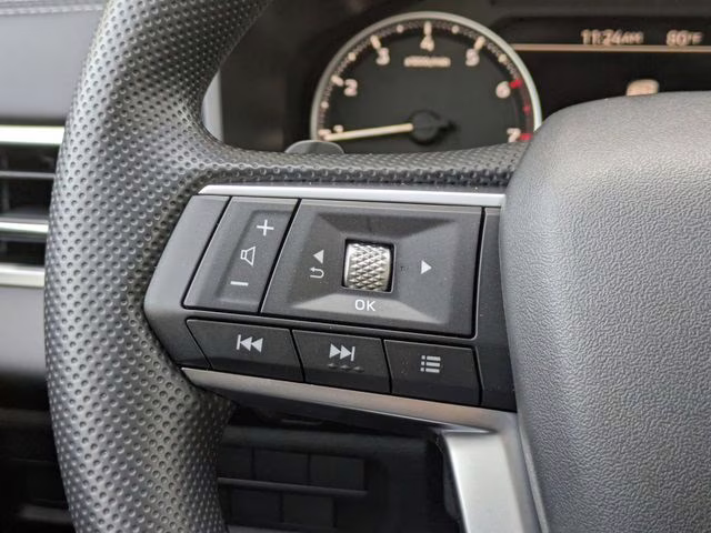 2026 White Diamond Mitsubishi Outlander ES FWD SUV