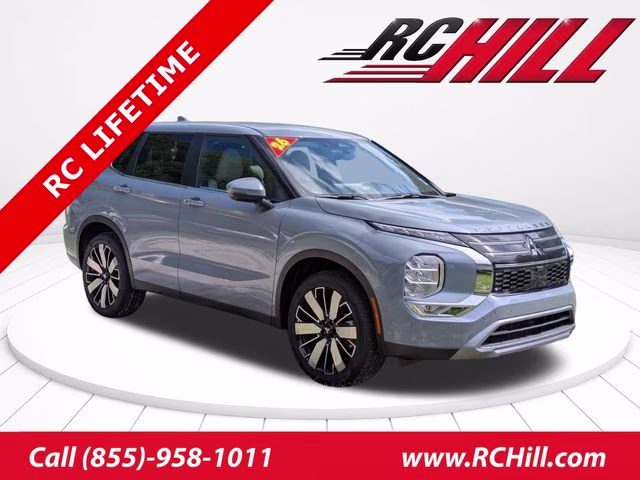 2026 Moonstone Gray Metallic Mitsubishi Outlander SE FWD SUV