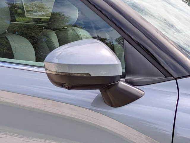 2026 Moonstone Gray Metallic Mitsubishi Outlander SE FWD SUV