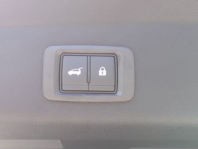 2026 Moonstone Gray Metallic Mitsubishi Outlander SE FWD SUV