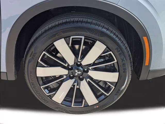 2026 Moonstone Gray Metallic Mitsubishi Outlander SE FWD SUV