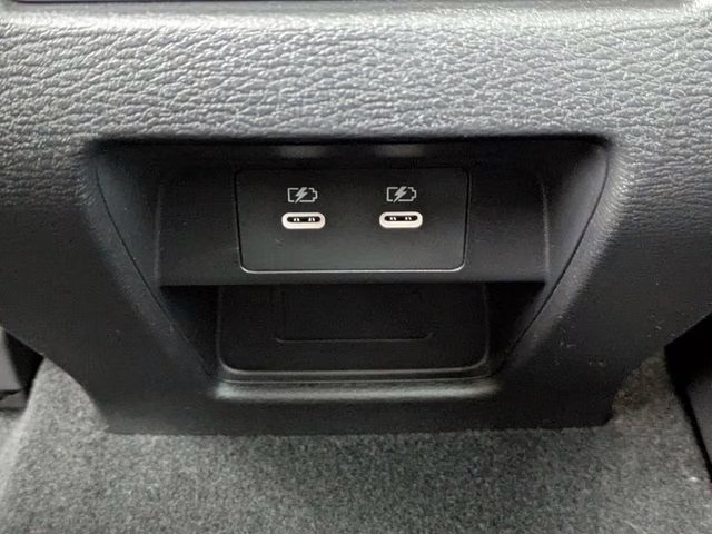 2026 Moonstone Gray Metallic Mitsubishi Outlander SE FWD SUV