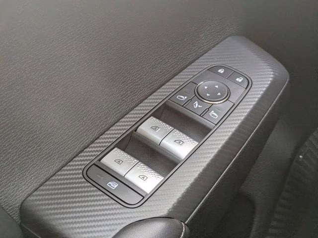 2026 Moonstone Gray Metallic Mitsubishi Outlander SE FWD SUV