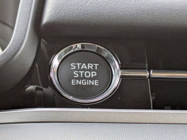 2026 Moonstone Gray Metallic Mitsubishi Outlander SE FWD SUV