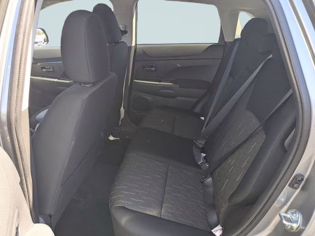 2026 Mercury Gray Metallic Mitsubishi Outlander Sport 2.0 LE 4X4 SUV