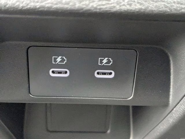 2026 Moonstone Gray Metallic Mitsubishi Outlander SE FWD SUV