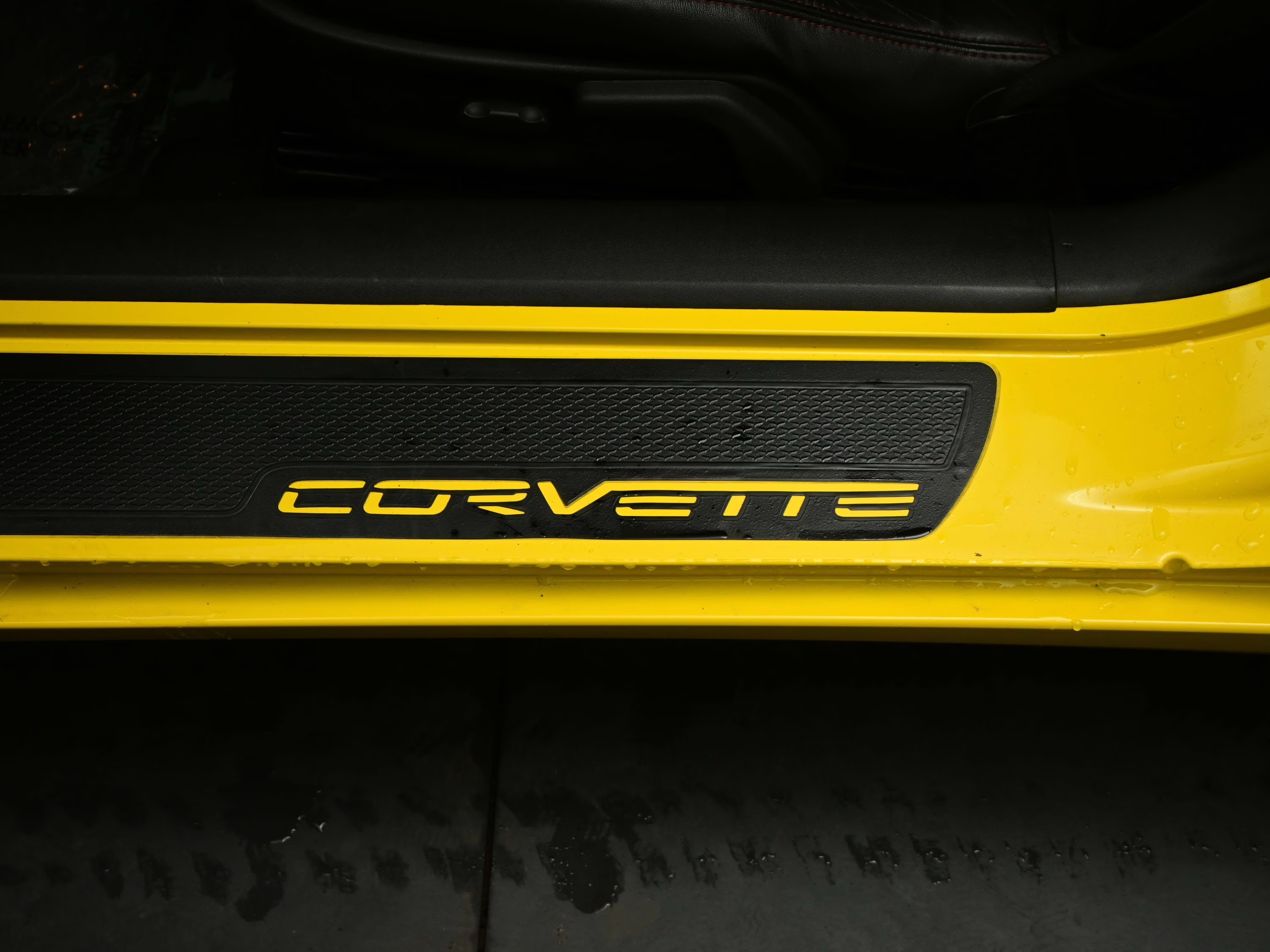2006 Velocity Yellow Tintcoat Chevrolet Corvette Z06 RWD Coupe