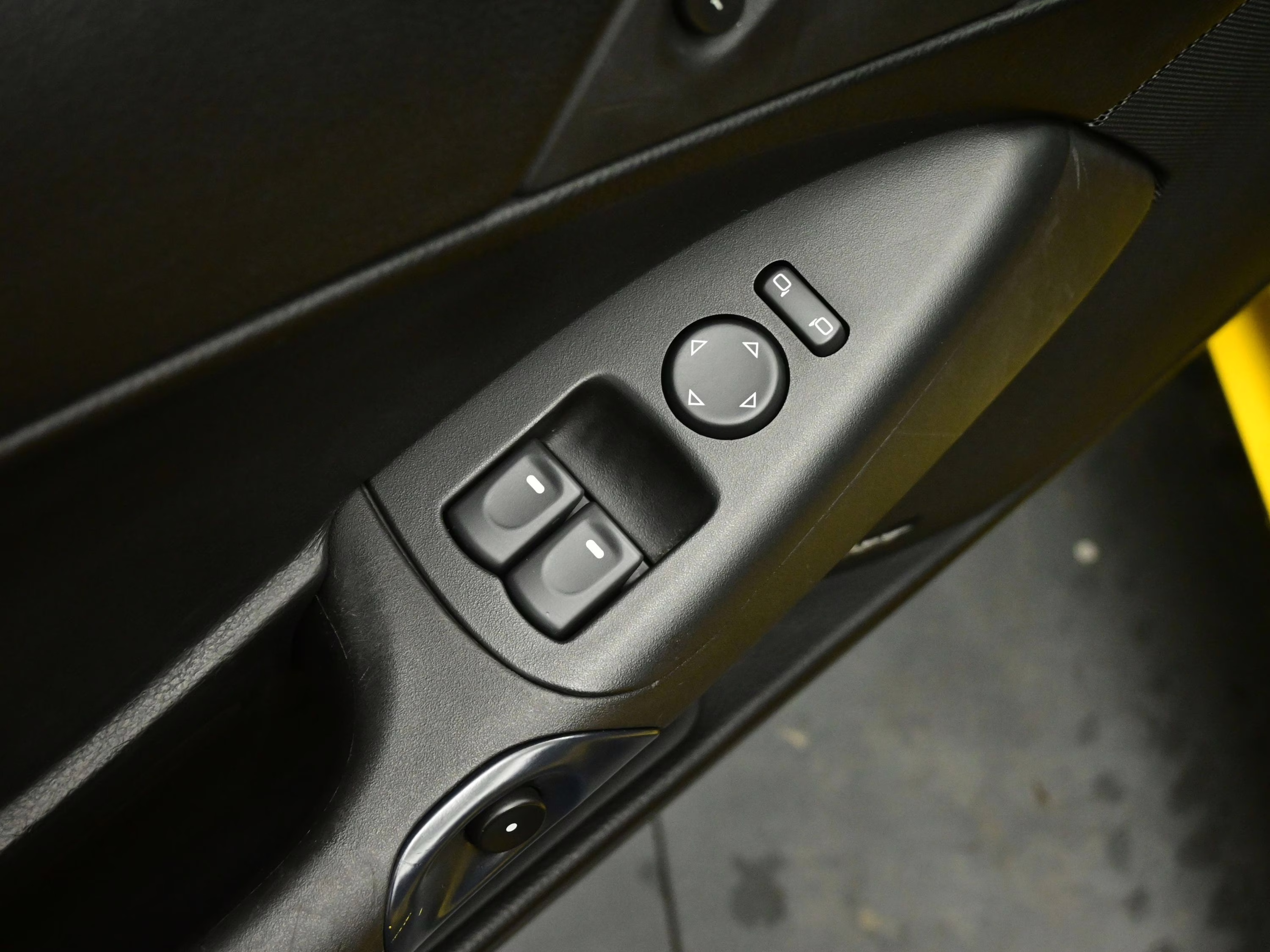 2006 Velocity Yellow Tintcoat Chevrolet Corvette Z06 RWD Coupe