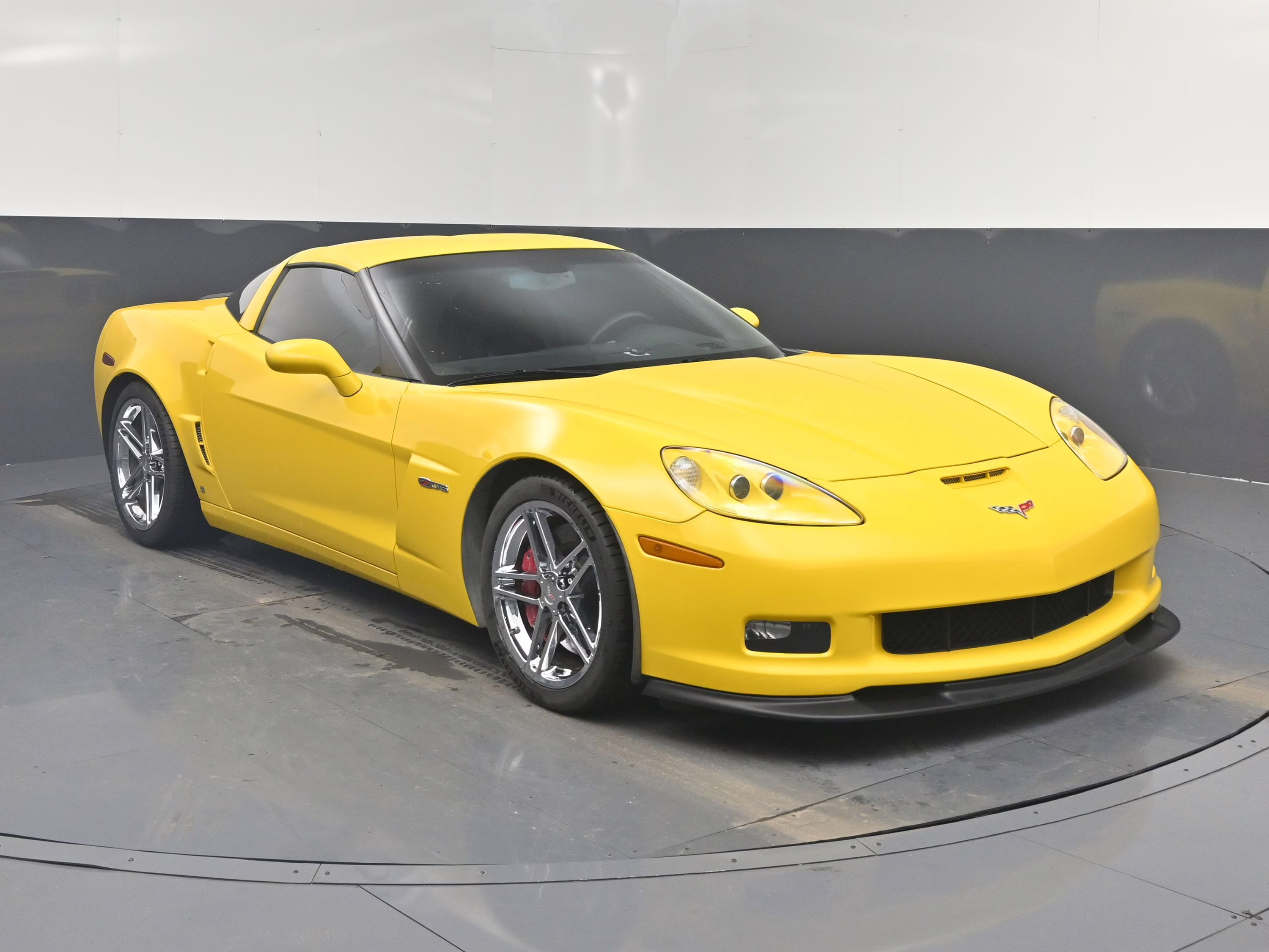 2006 Velocity Yellow Tintcoat Chevrolet Corvette Z06 RWD Coupe