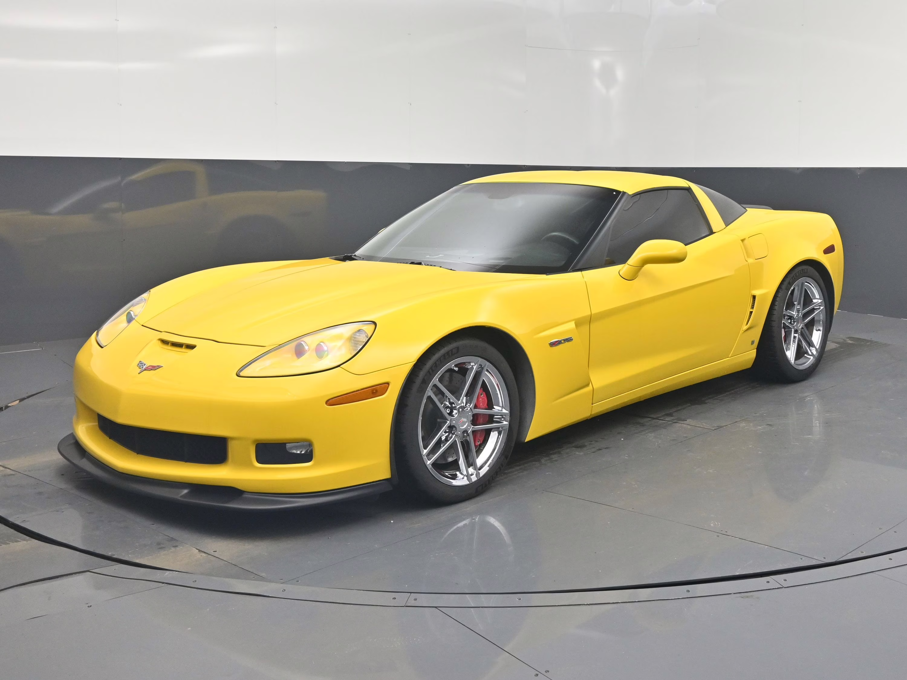 2006 Velocity Yellow Tintcoat Chevrolet Corvette Z06 RWD Coupe