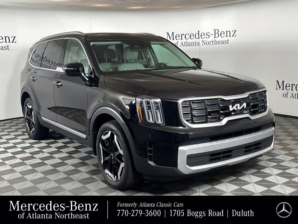 2024 Ebony Black Kia Telluride S FWD SUV