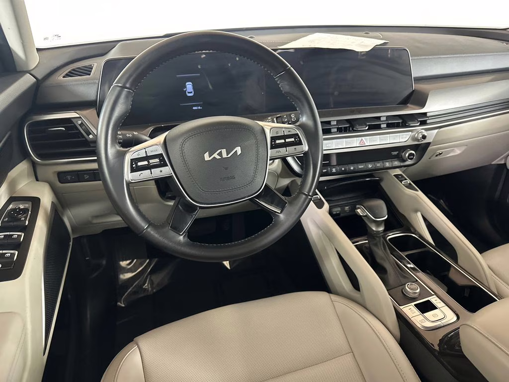 2024 Ebony Black Kia Telluride S FWD SUV