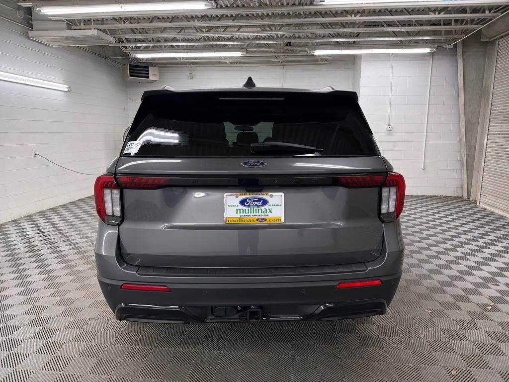 2026 CARBONIZED GRAY Ford Explorer ST-Line RWD SUV
