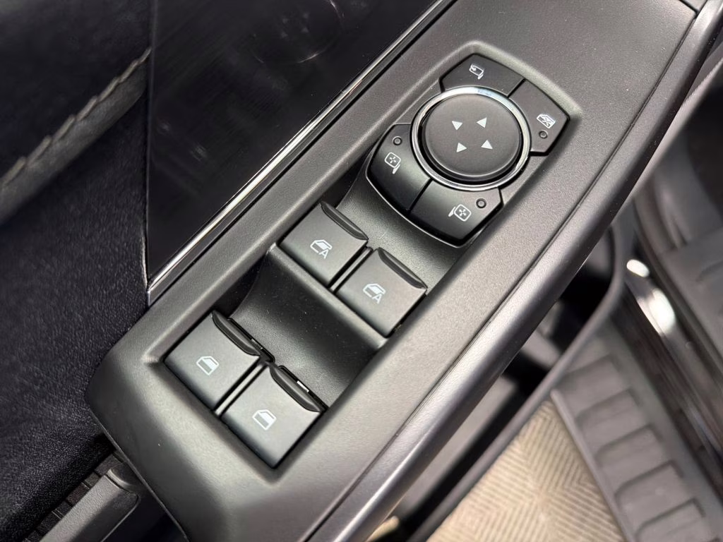 2026 AGATE BLACK Ford F-150 Lariat RWD Truck