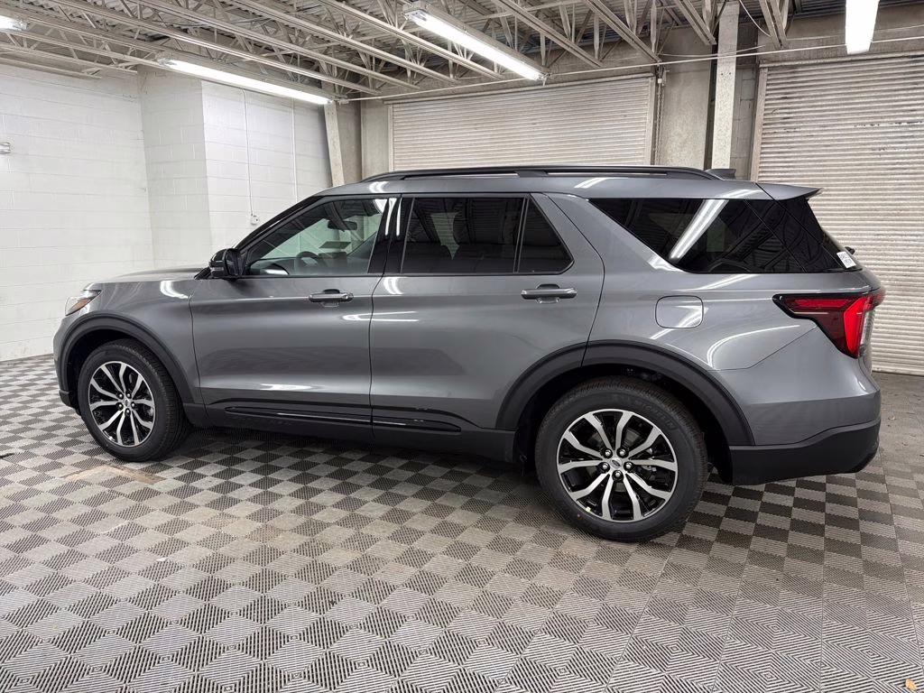 2026 CARBONIZED GRAY Ford Explorer ST-Line RWD SUV