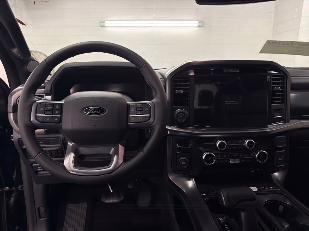 2026 AGATE BLACK Ford F-150 Lariat RWD Truck