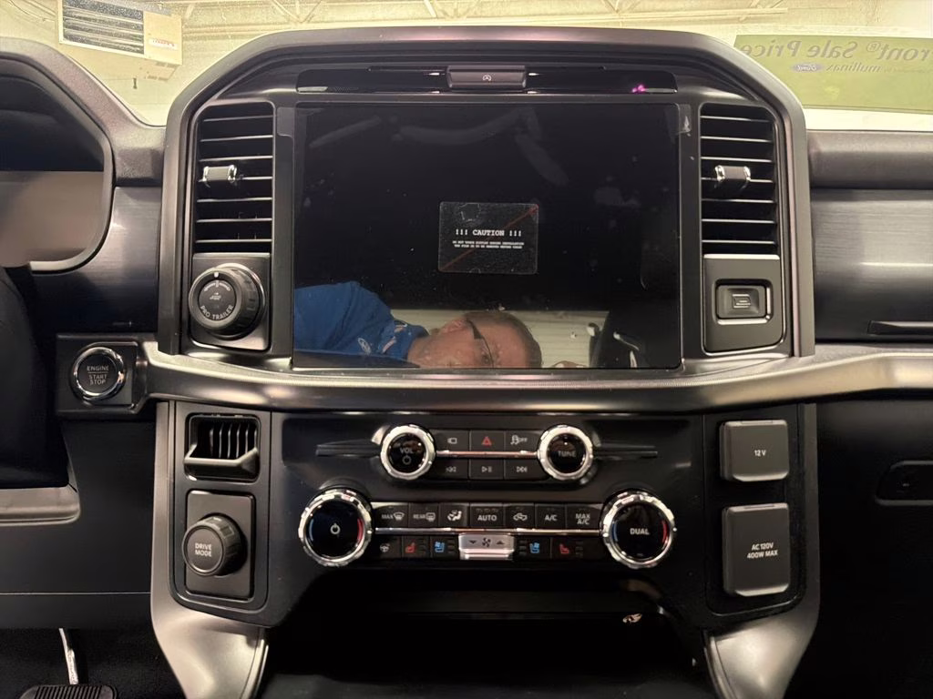 2026 AGATE BLACK Ford F-150 Lariat RWD Truck