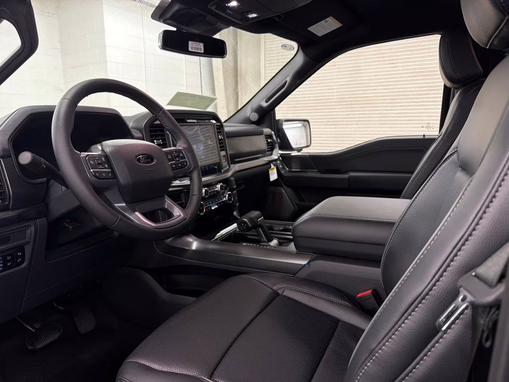 2026 AGATE BLACK Ford F-150 Lariat RWD Truck