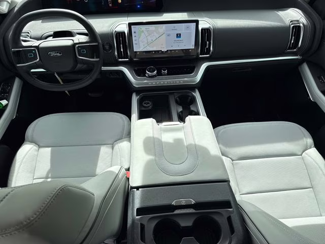 2026 Black Metallic Ford Expedition Max Platinum 4X4 SUV