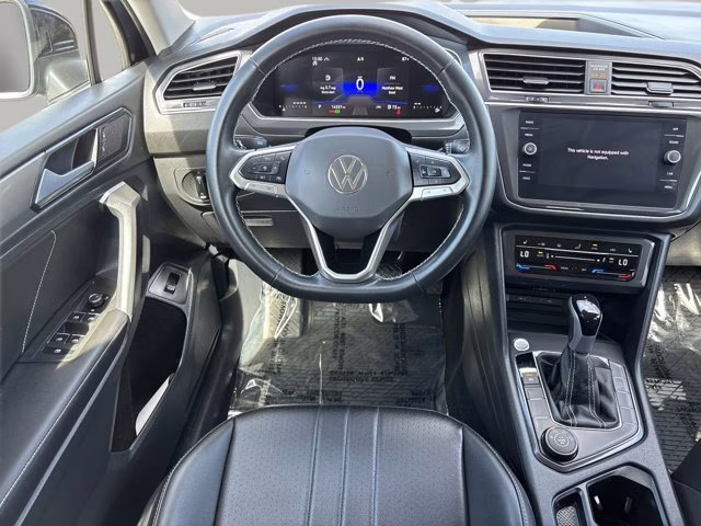 2024 Deep Black Volkswagen Tiguan 2.0T SE AWD SUV