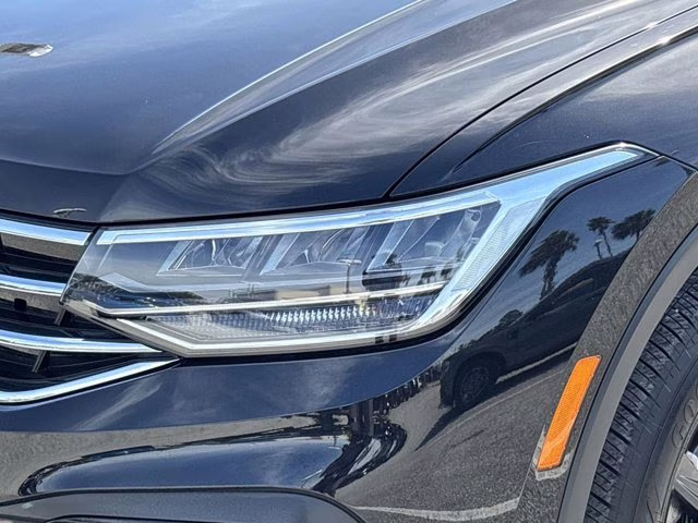 2024 Deep Black Volkswagen Tiguan 2.0T SE AWD SUV