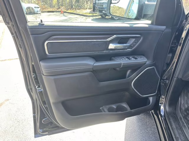 2026 Diamond Black Crystal Pearlcoat Ram 1500 Laramie RWD Truck