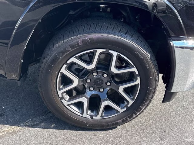 2026 Diamond Black Crystal Pearlcoat Ram 1500 Laramie RWD Truck