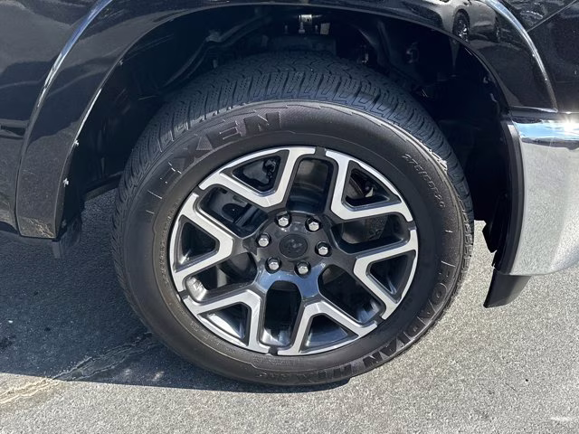 2026 Diamond Black Crystal Pearlcoat Ram 1500 Laramie RWD Truck