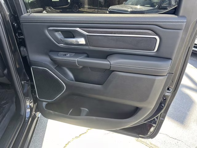 2026 Diamond Black Crystal Pearlcoat Ram 1500 Laramie RWD Truck