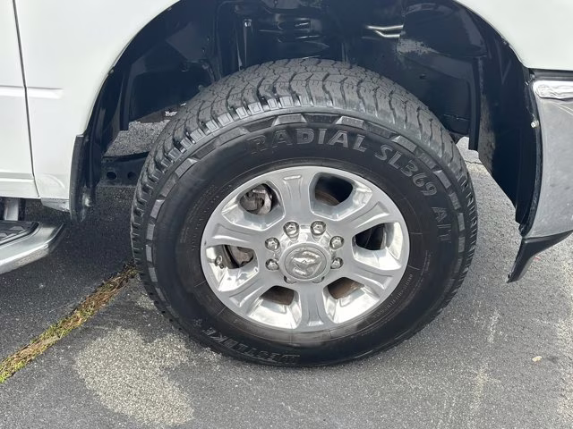 2023 Bright White Clearcoat Ram 2500 Big Horn 4X4 Truck