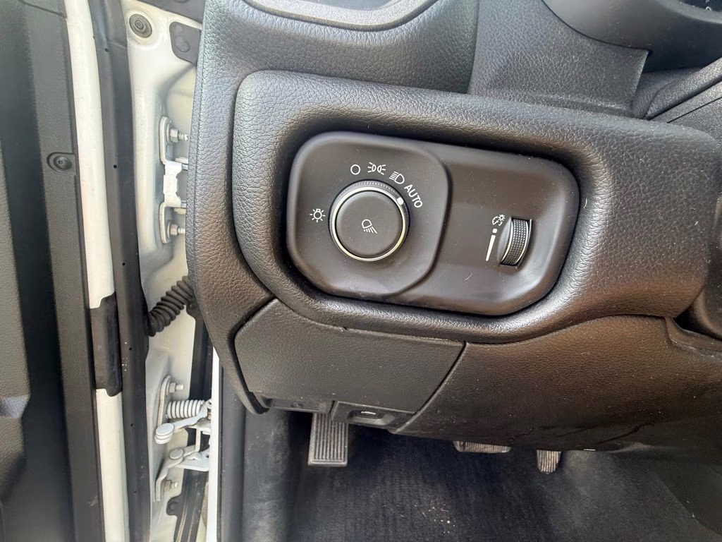 2024 Bright White Clearcoat Ram 2500 Tradesman 4X4 Truck