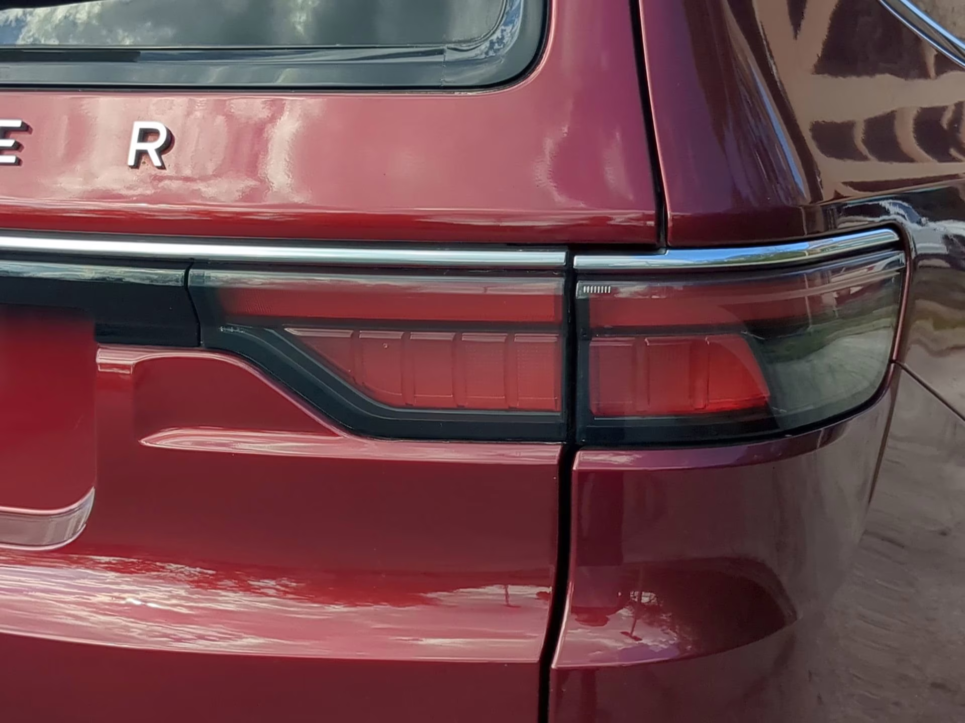 2024 Velvet Red Pearlcoat Jeep Wagoneer L Series II 4X4 SUV